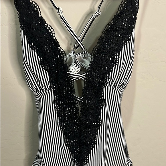 Cupshe Black White One Piece Swim Bathing Swim Suit Lace Wish You Well Stripe - Picture 2 of 14